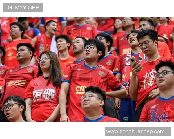 全球足球明星粉丝热潮各国球迷情感与偶像的深度连接